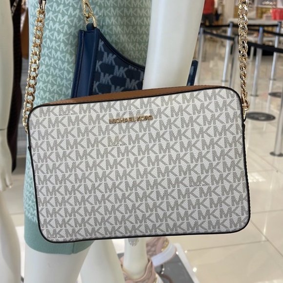 Michael Kors Jet Set Item Large East West Zip Crossbody Vanilla - Picture 2 of 16